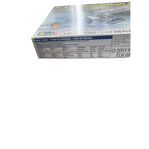 REVELL Airplane Model Kit P-47D THUNDERBOLT RAZORBACK 1:48 Scale  #85-5261 - NEW - Picture 11 of 14